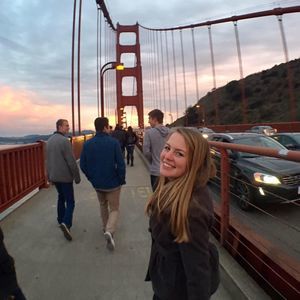 Meet your Posher, Emily